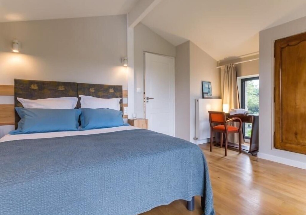 Photo of Bedroom in Le Cellier