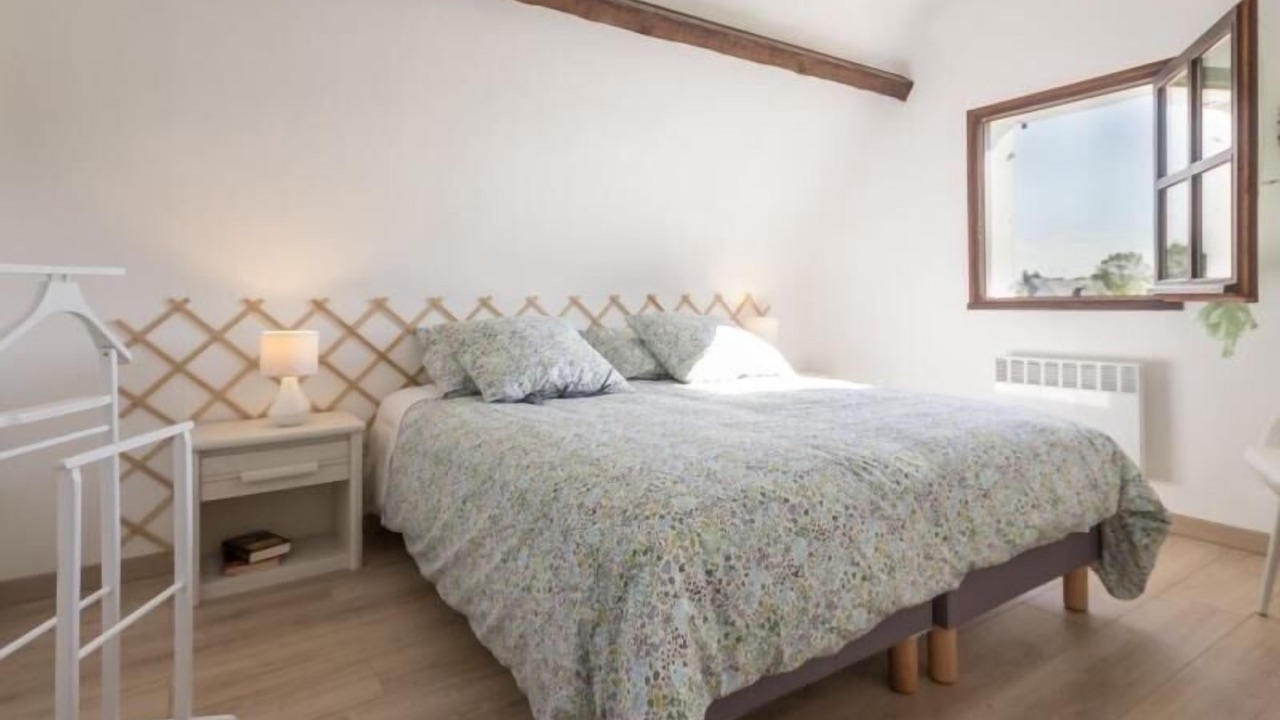 Photo of Bedroom in Saint-Joachim