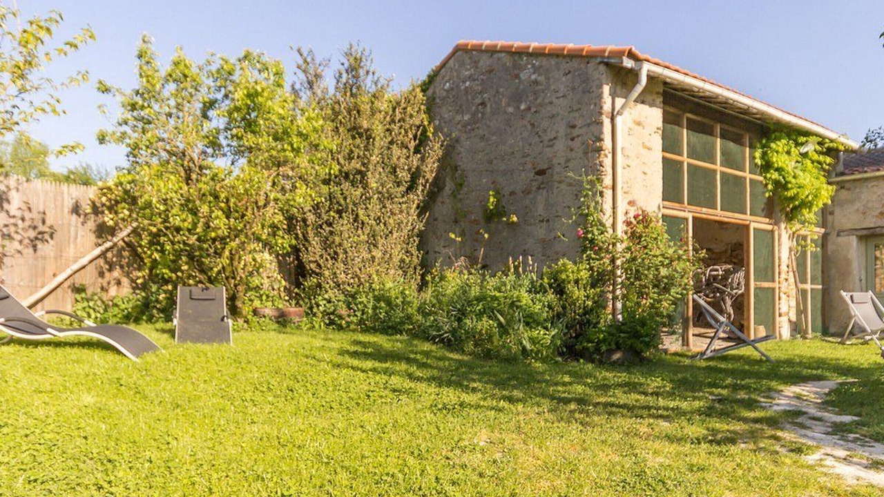 Photo of Outdoor in Rouans
