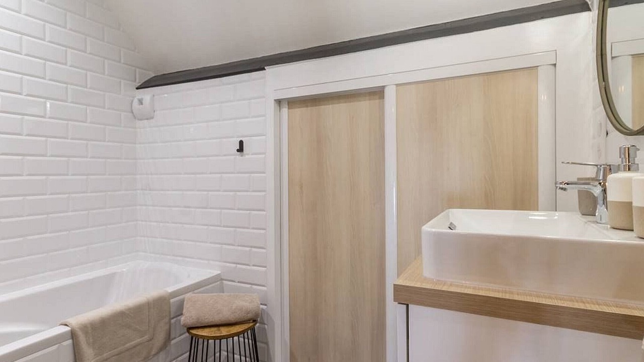 Photo of Bathroom in Saint-Lyphard
