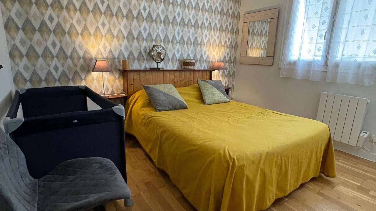 Photo of Bedroom in Saint-Hilaire-de-Chaleons