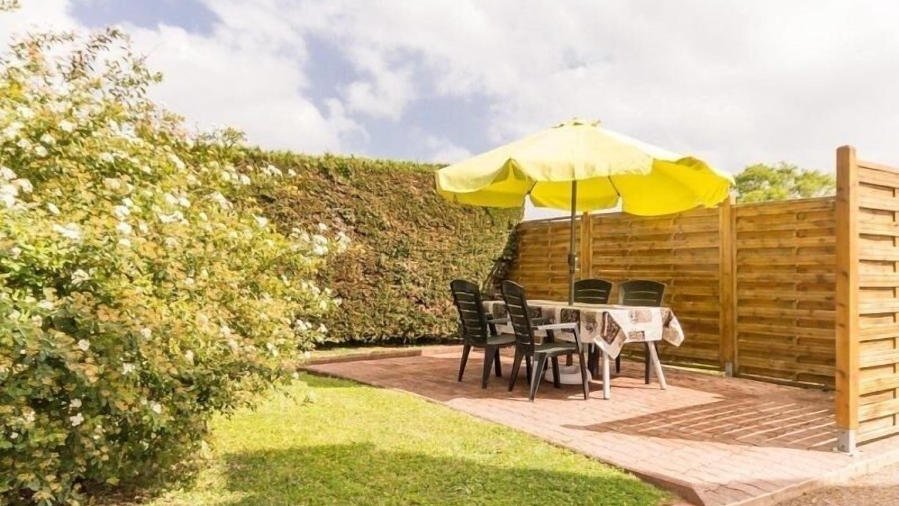 Photo of Outdoor in Saint-Hilaire-de-Chaleons