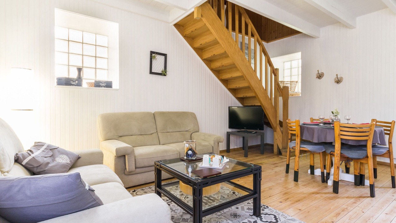 Photo of Livingroom in Saint-Lyphard