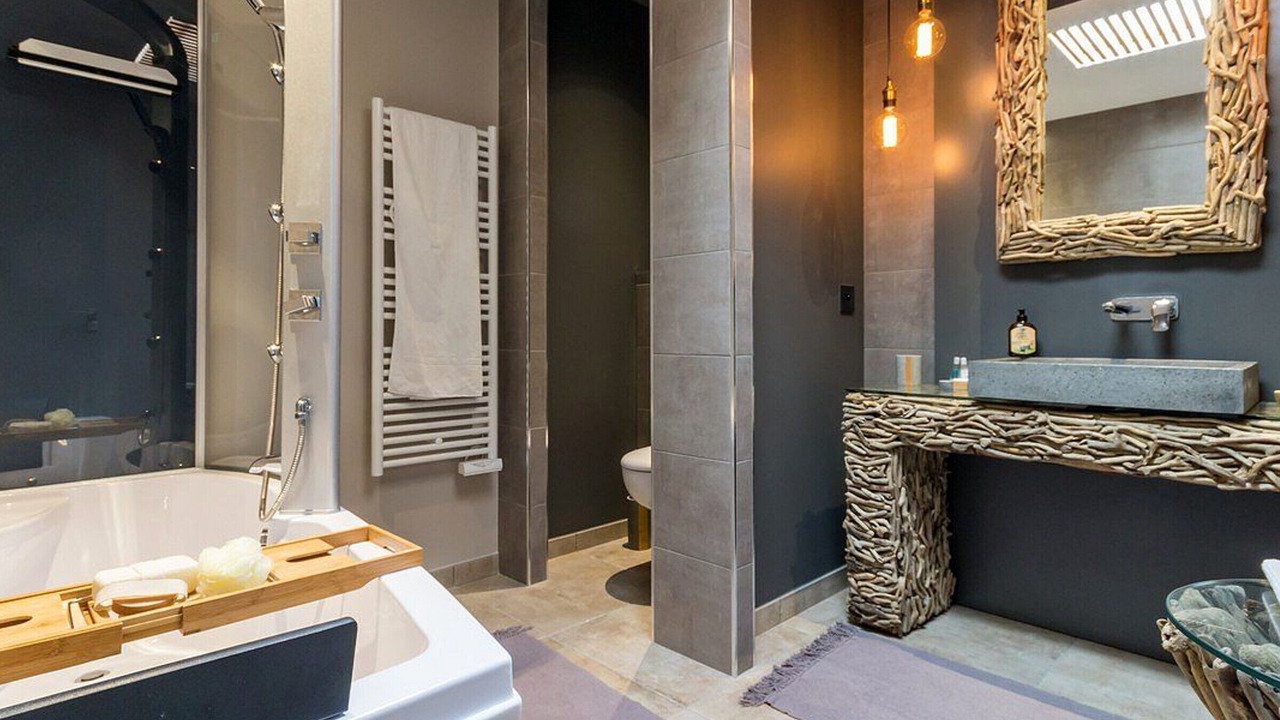 Photo of Bathroom in Ligne