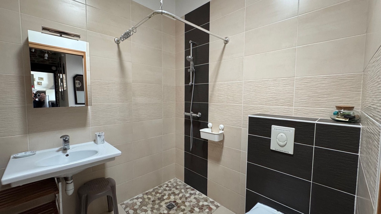 Photo of Bathroom in Port-Saint-Pere