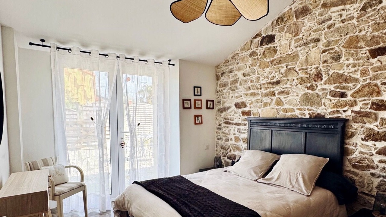 Photo of Bedroom in Port-Saint-Pere