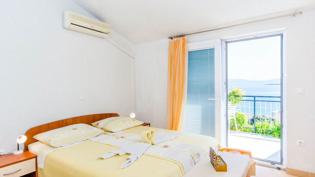 Photo of Bedroom in Blato