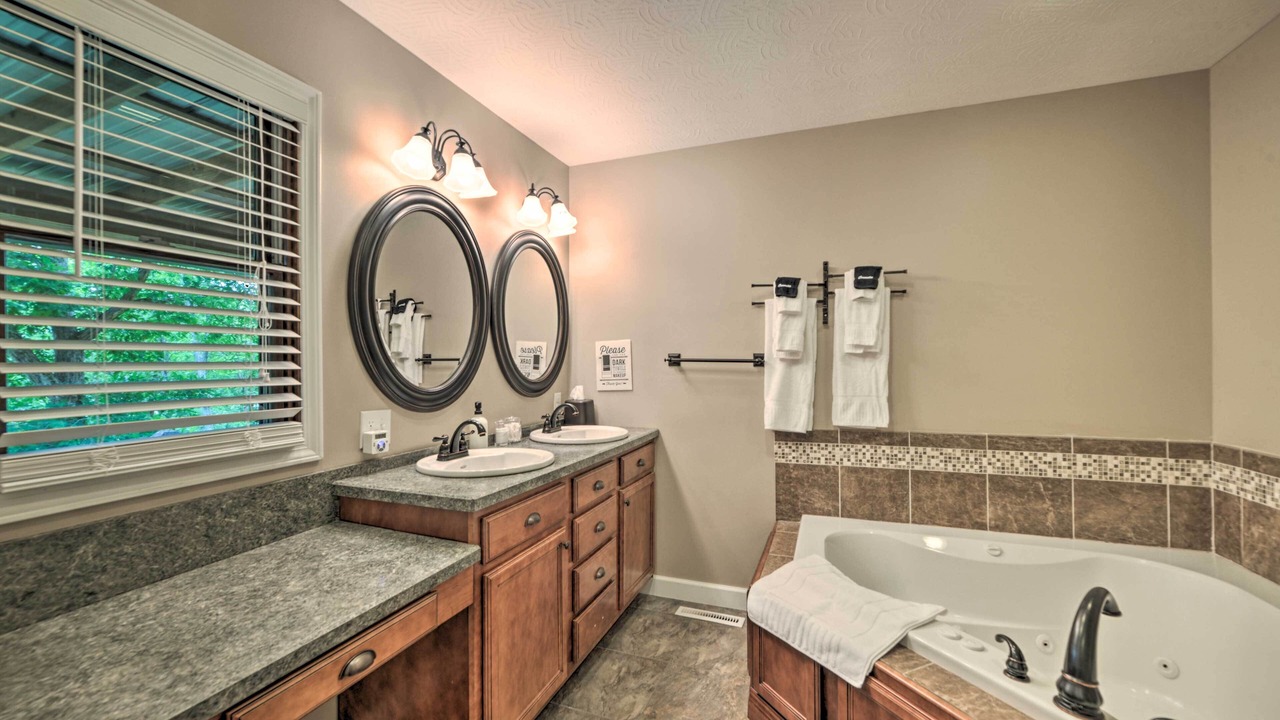 Photo of Bathroom in Eddyville