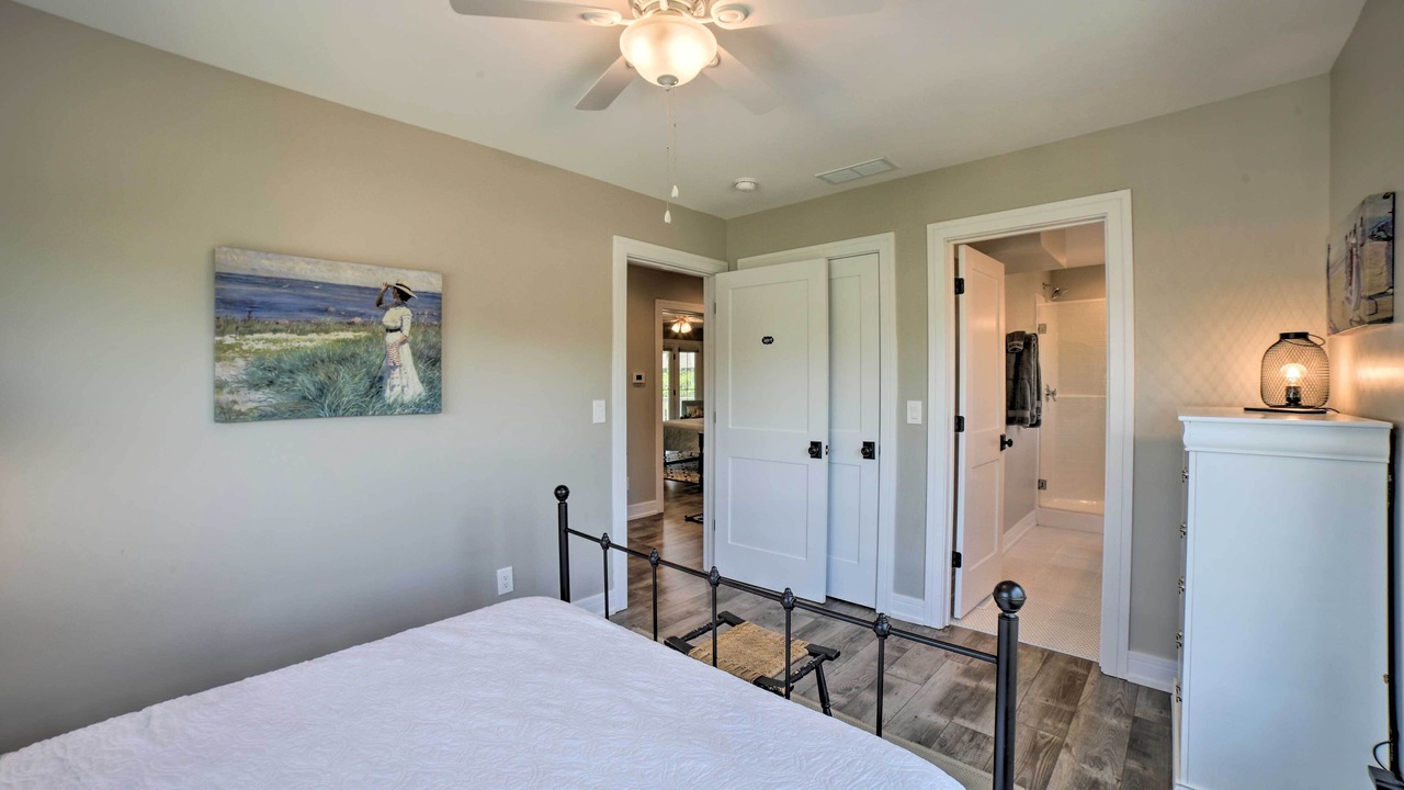 Photo of Bedroom in Michigan City