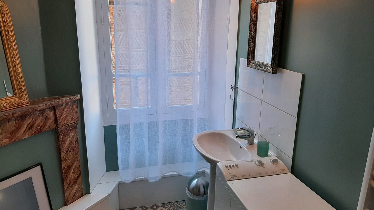Photo of Bathroom in Cordes-sur-Ciel