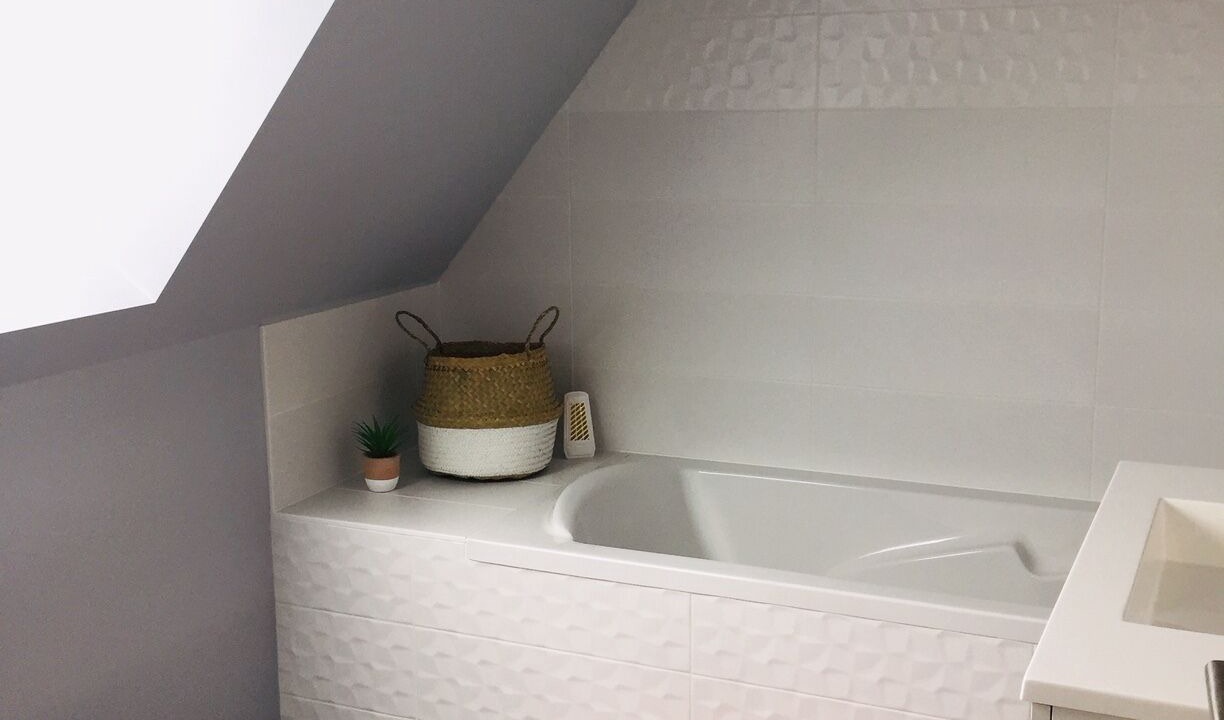 Photo of Bathroom in Saint-Vincent-sur-Oust