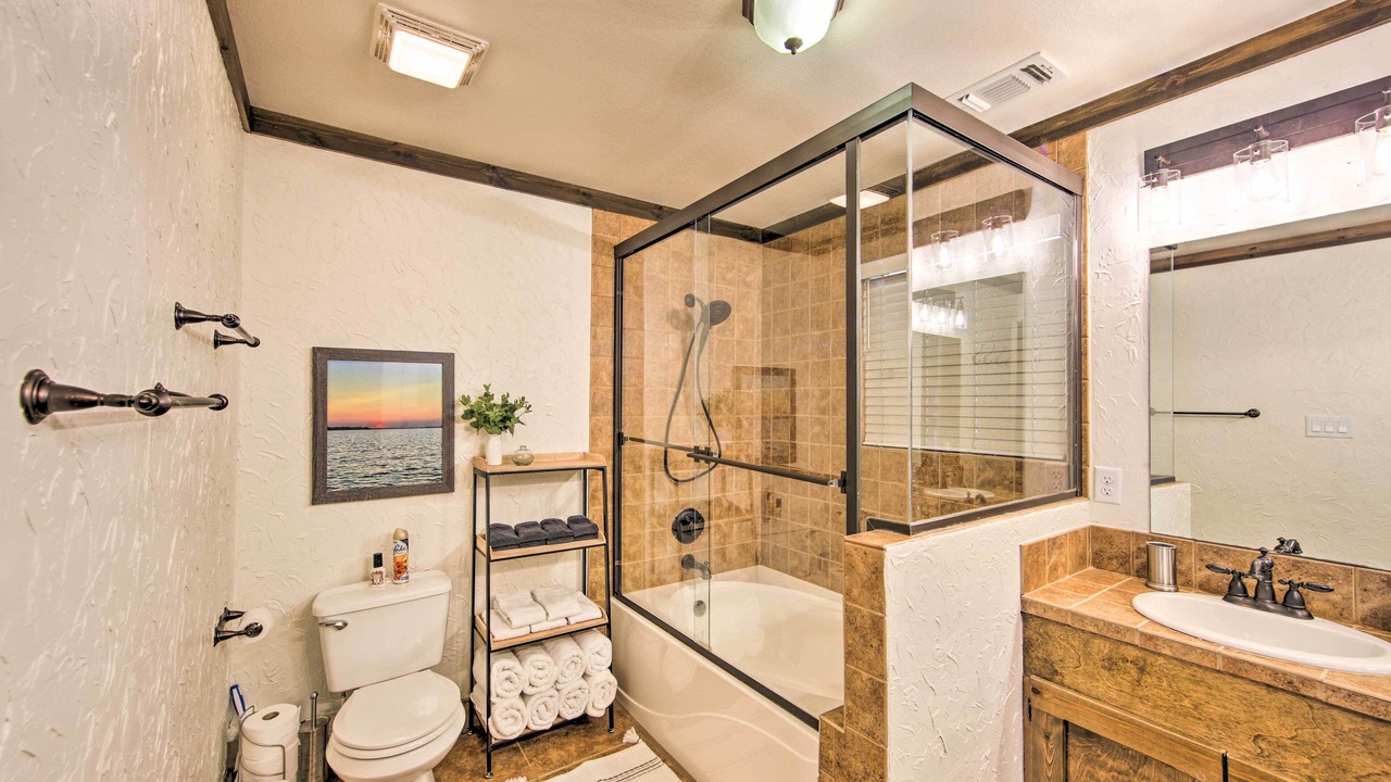 Photo of Bathroom in Malakoff