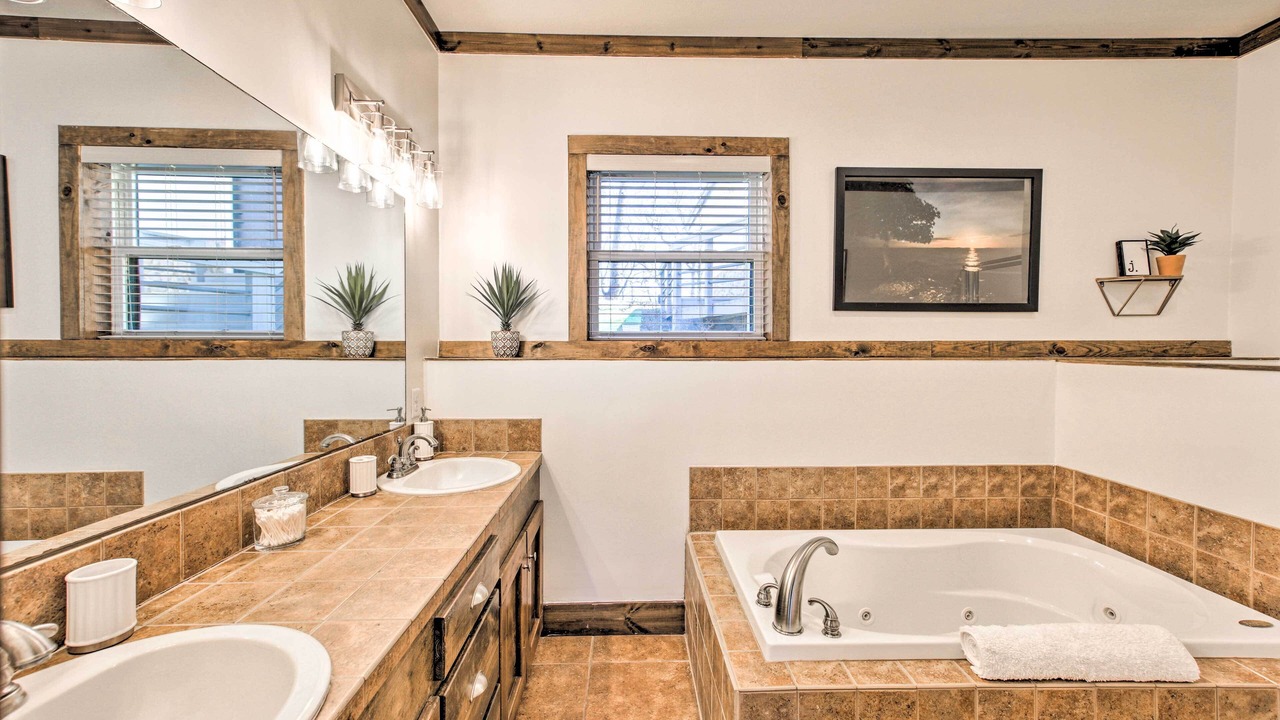 Photo of Bathroom in Malakoff
