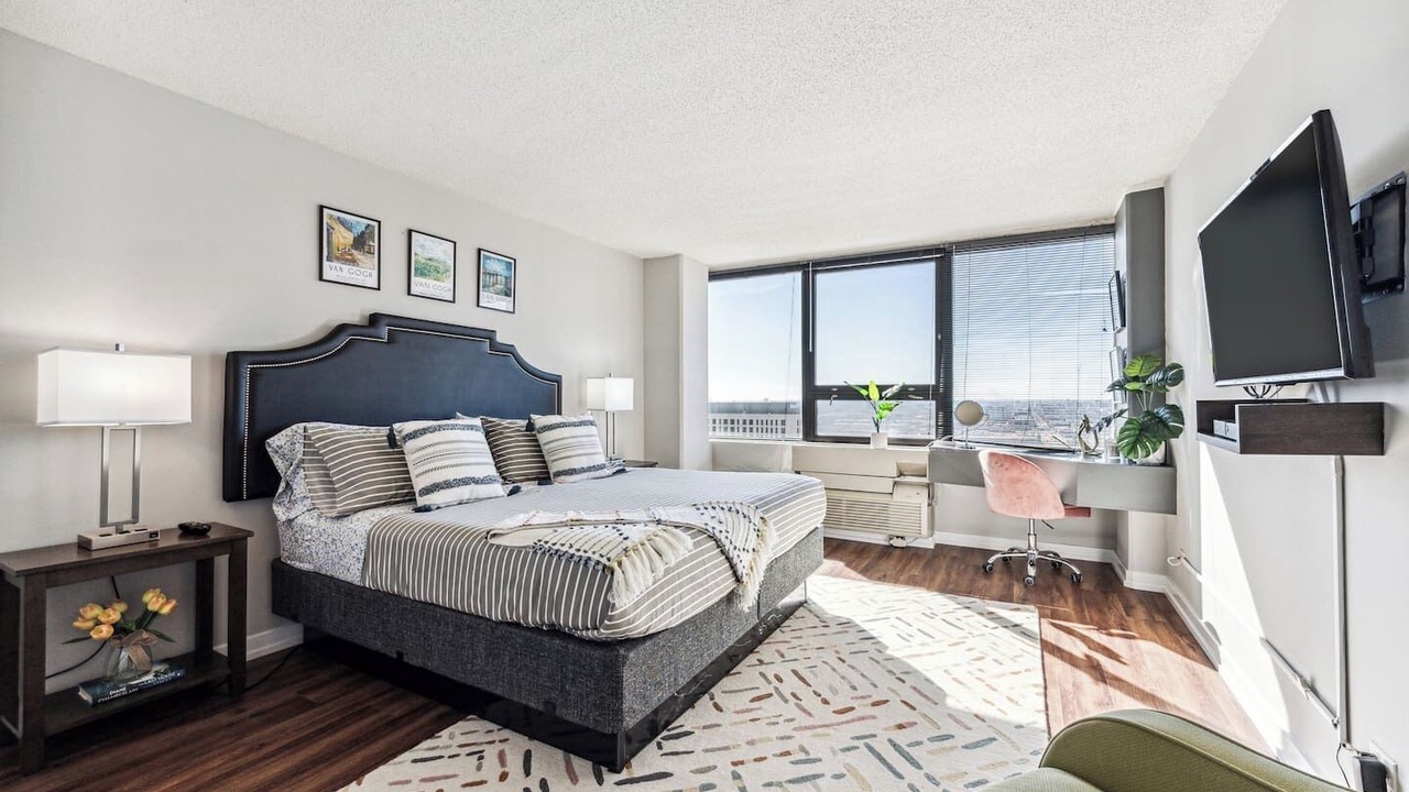 Photo of Others in South Loop