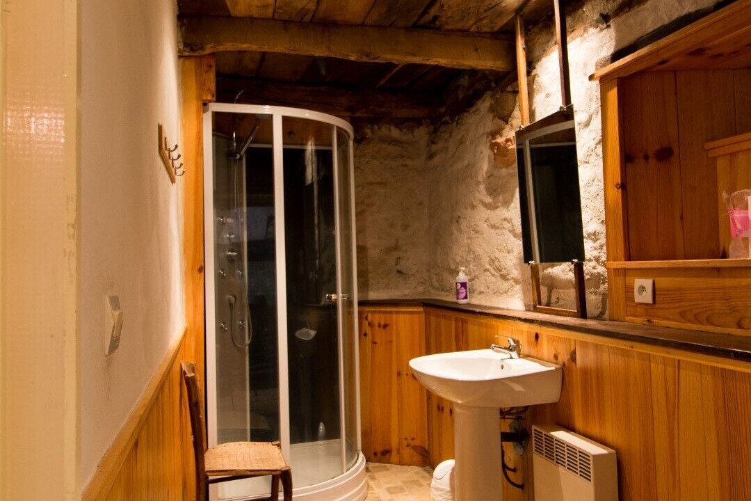Photo of Bathroom in Hautefage