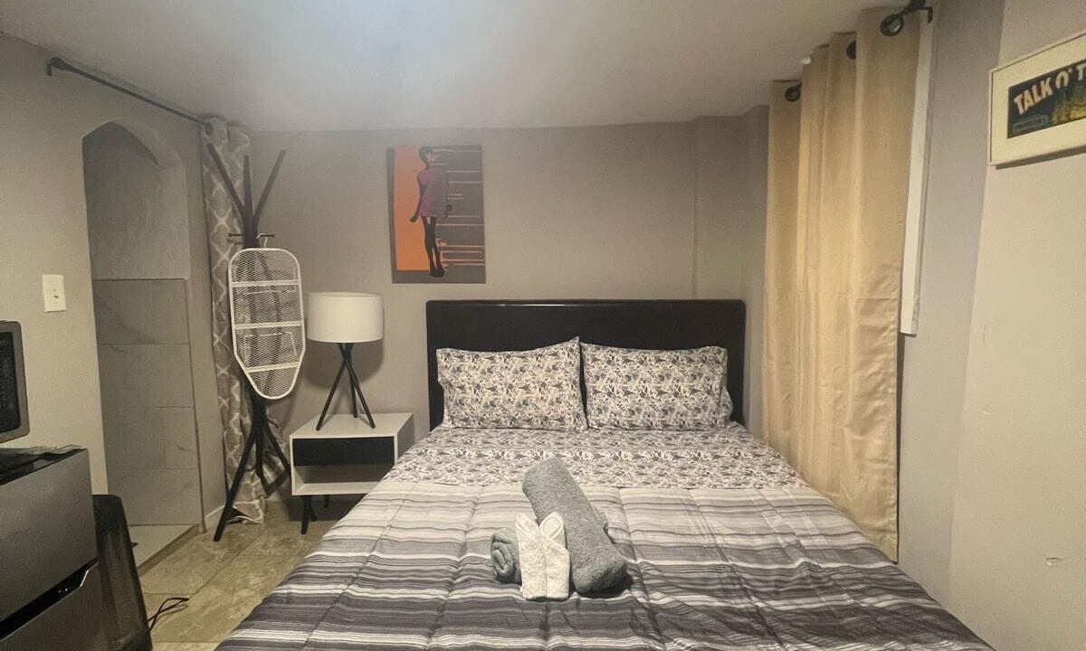 Photo of Bedroom in East Side