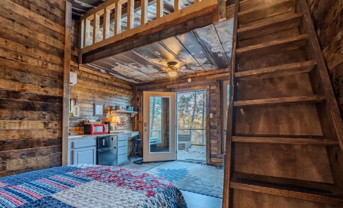 Photo of Bedroom in Albertville