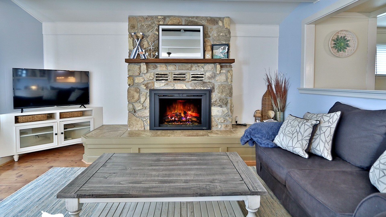 Photo of Livingroom in Milford