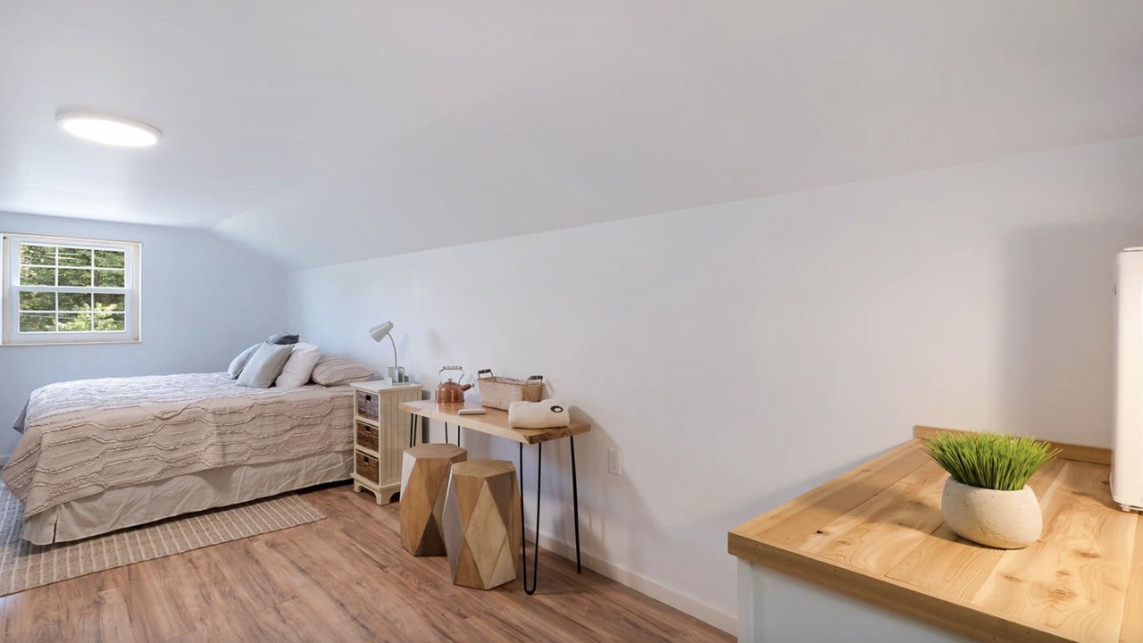 Photo of Bedroom in Lookout Mountain