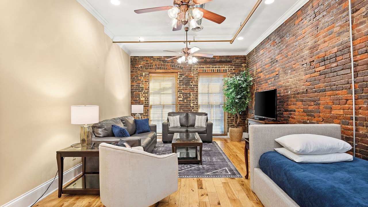 Photo of Livingroom in Downtown Nashville