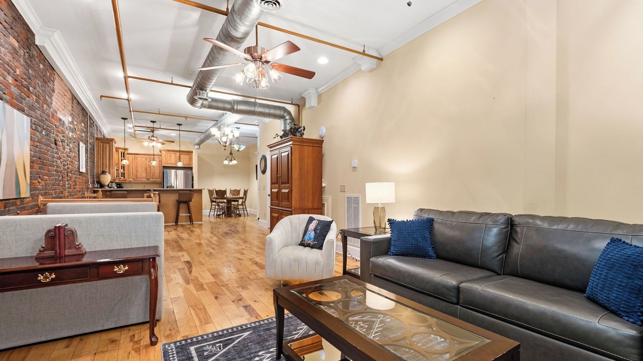 Photo of Livingroom in Downtown Nashville