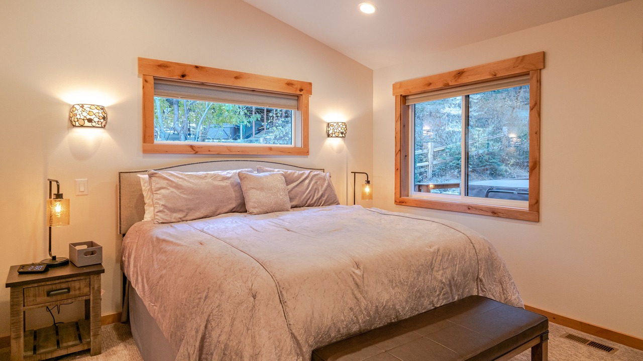 Photo of Bedroom in Wenatchee
