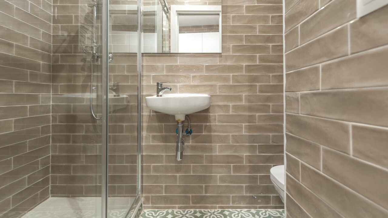 Photo of Bathroom in Embajadores