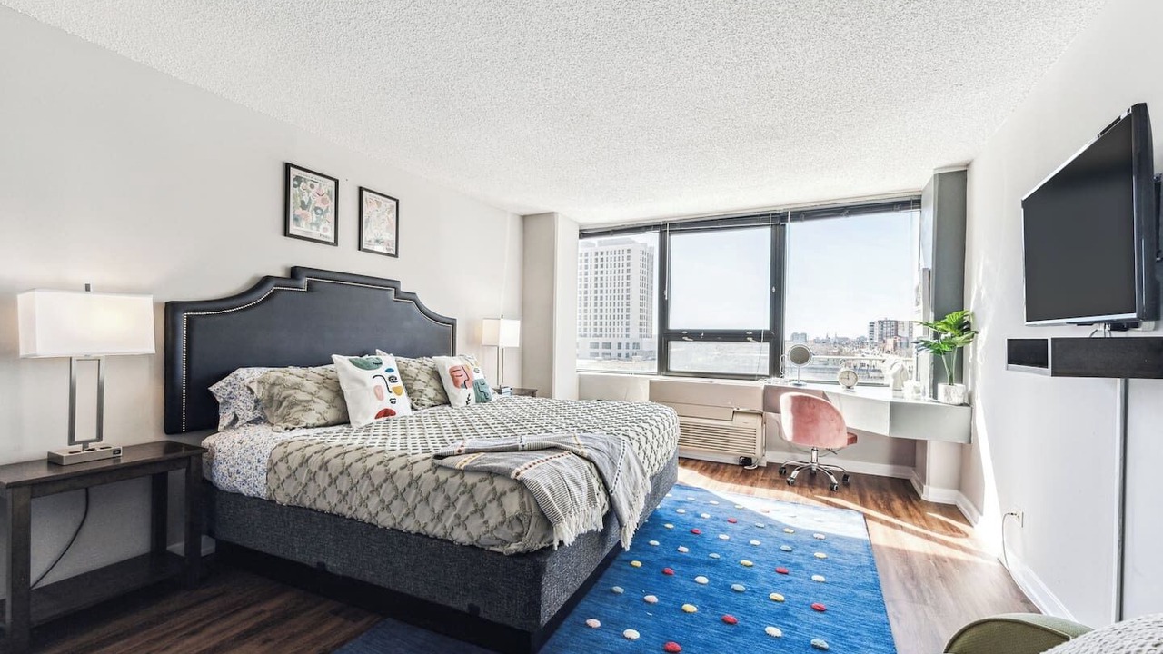 Photo of Bedroom in South Loop