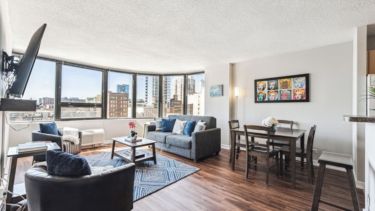Photo of Livingroom in South Loop