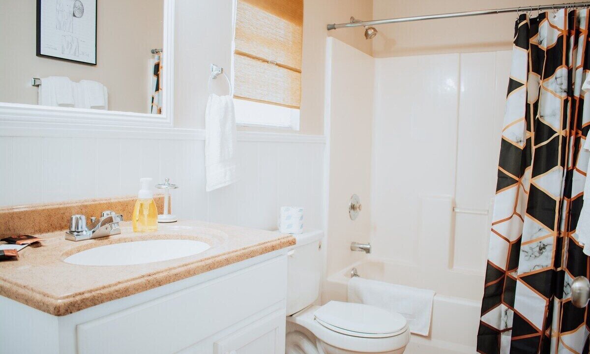 Photo of Bathroom in Alexandria