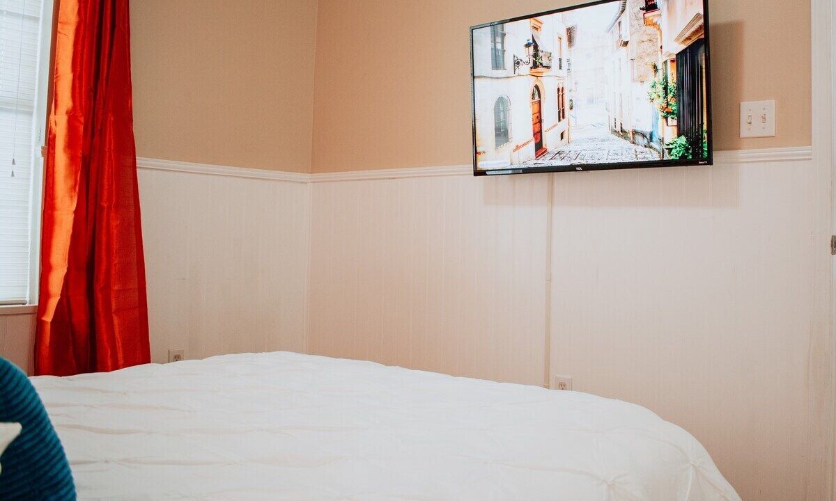 Photo of Bedroom in Alexandria