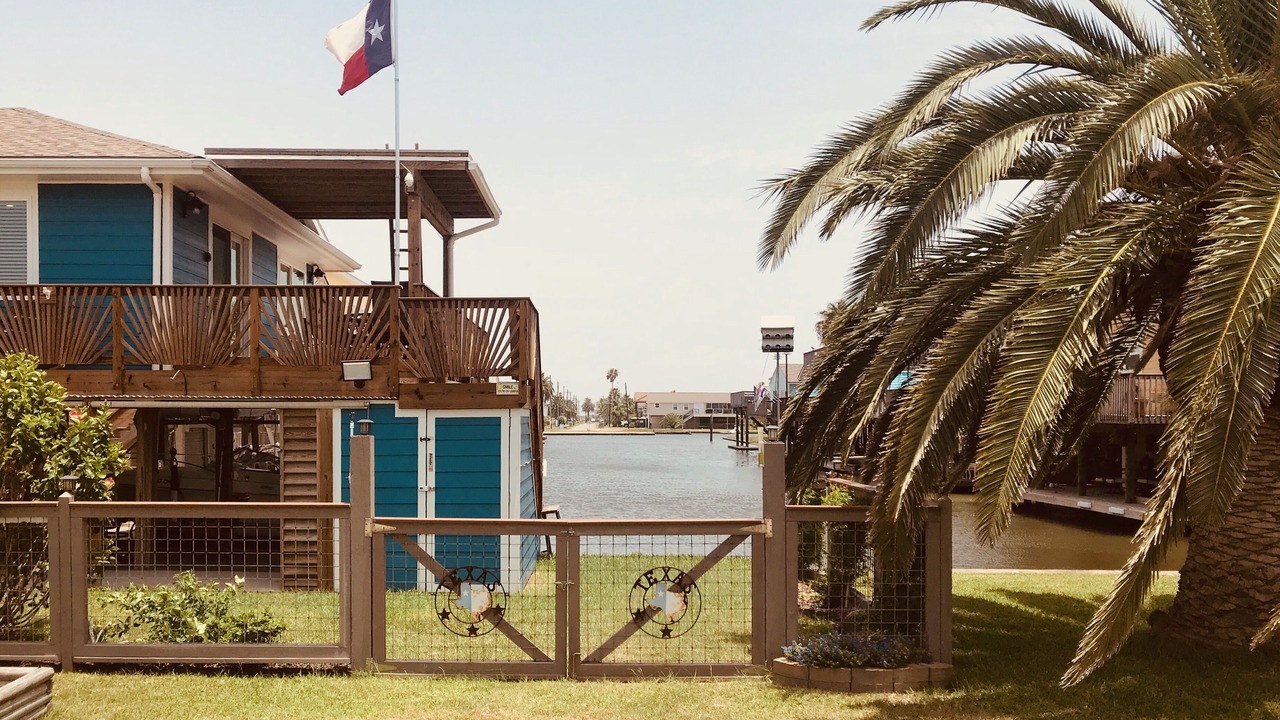 Photo of Outdoor in Jamaica Beach