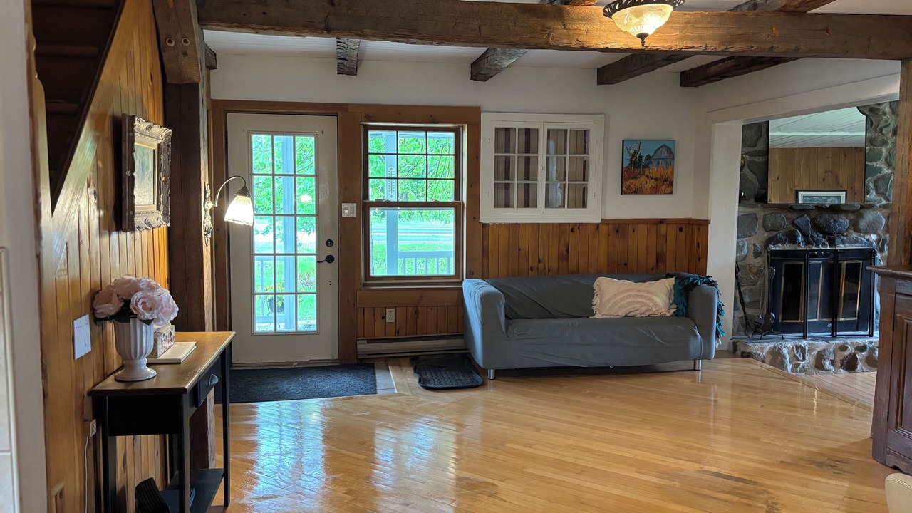 Photo of Livingroom in Orford
