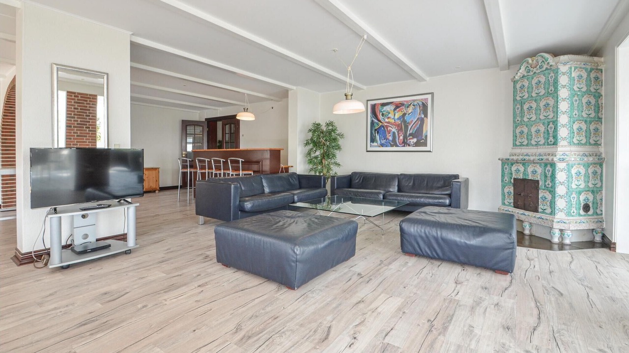 Photo of Bedroom in Fur