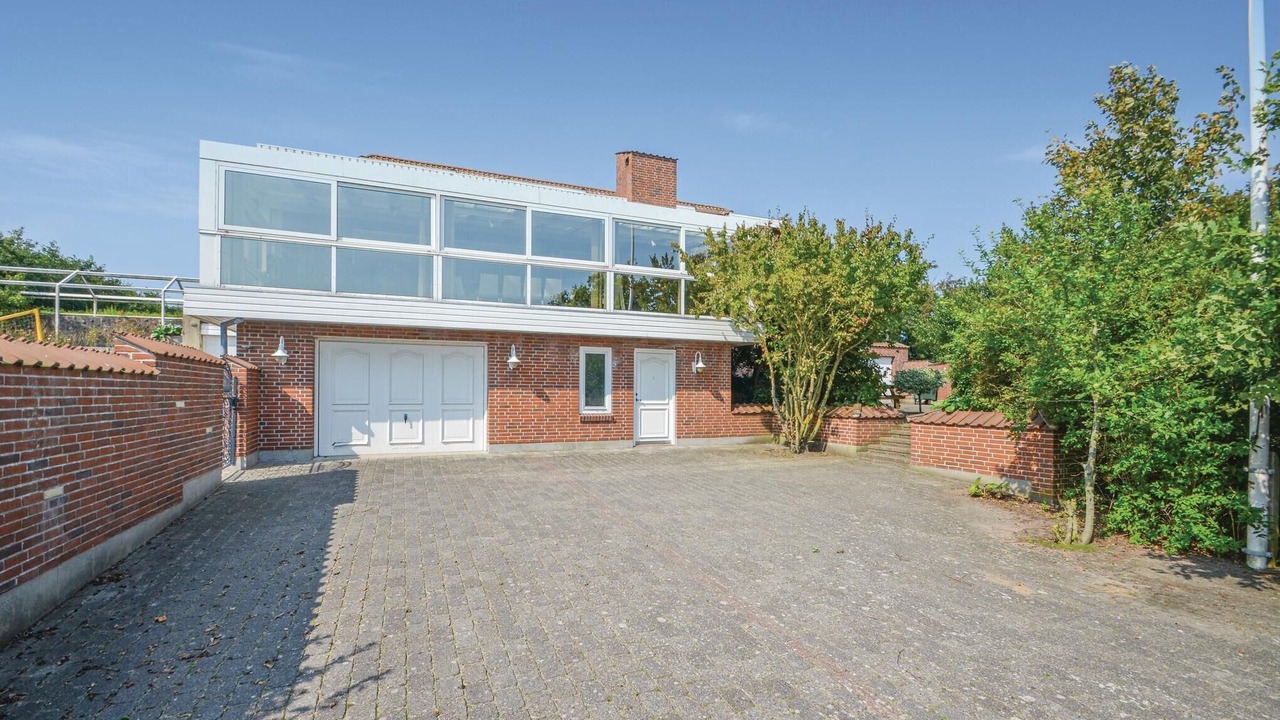 Photo of Outdoor in Fur