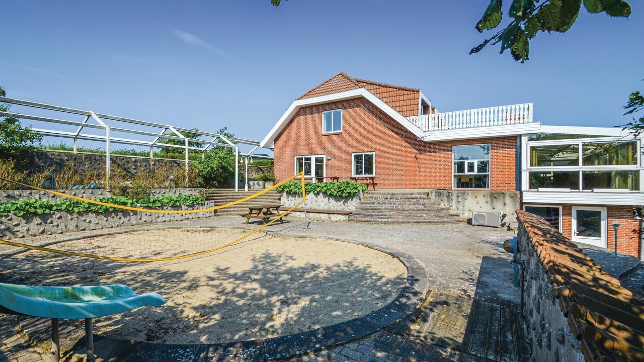 Photo of Outdoor in Fur