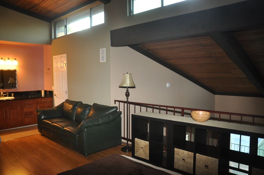 Photo of Livingroom in Encino