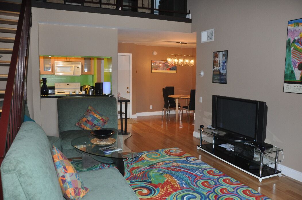Photo of Livingroom in Encino