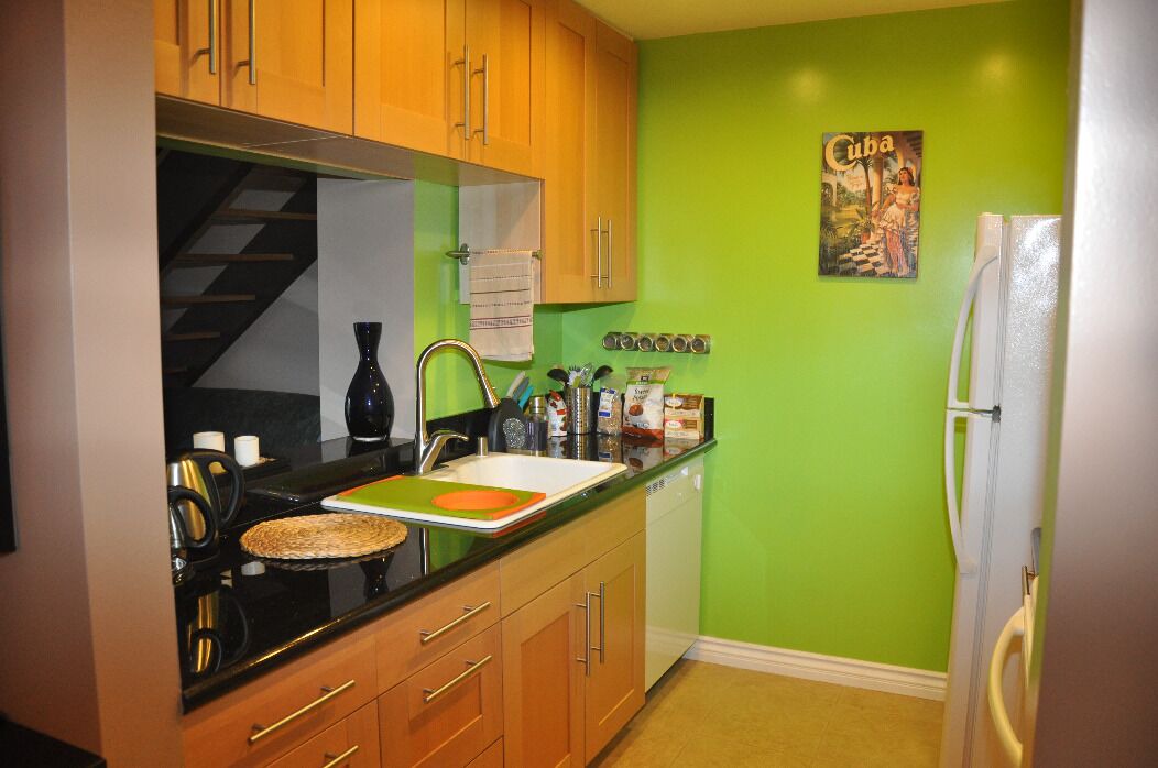 Photo of Kitchen in Encino