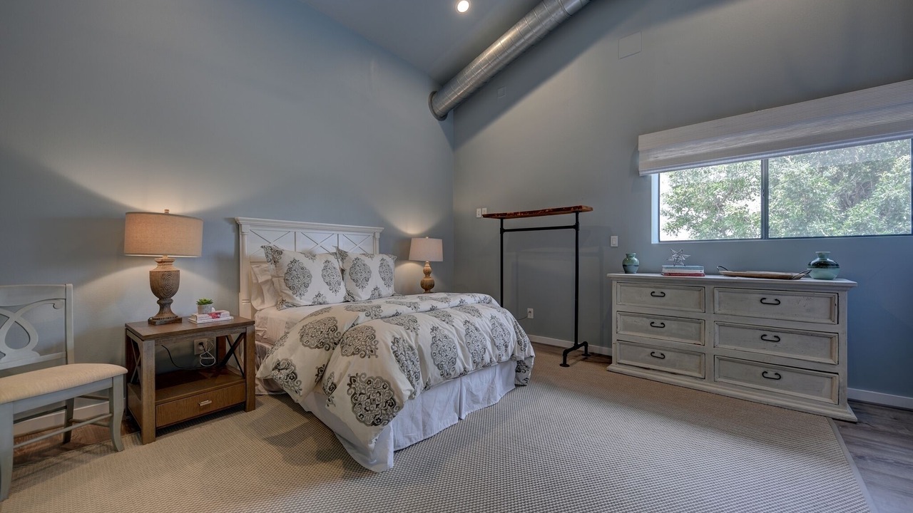 Photo of Bedroom in Round Top