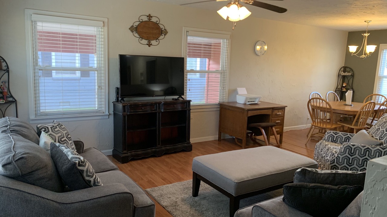 Photo of Livingroom in Hollis