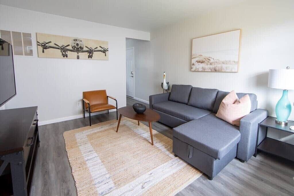 Photo of Livingroom in East Ocean View