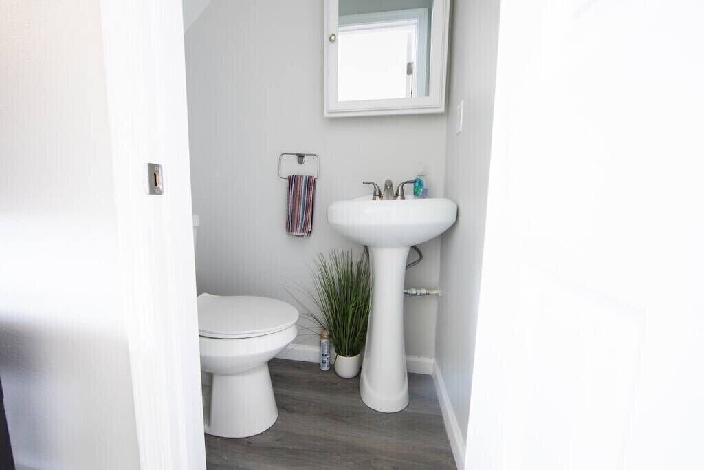 Photo of Bathroom in East Ocean View