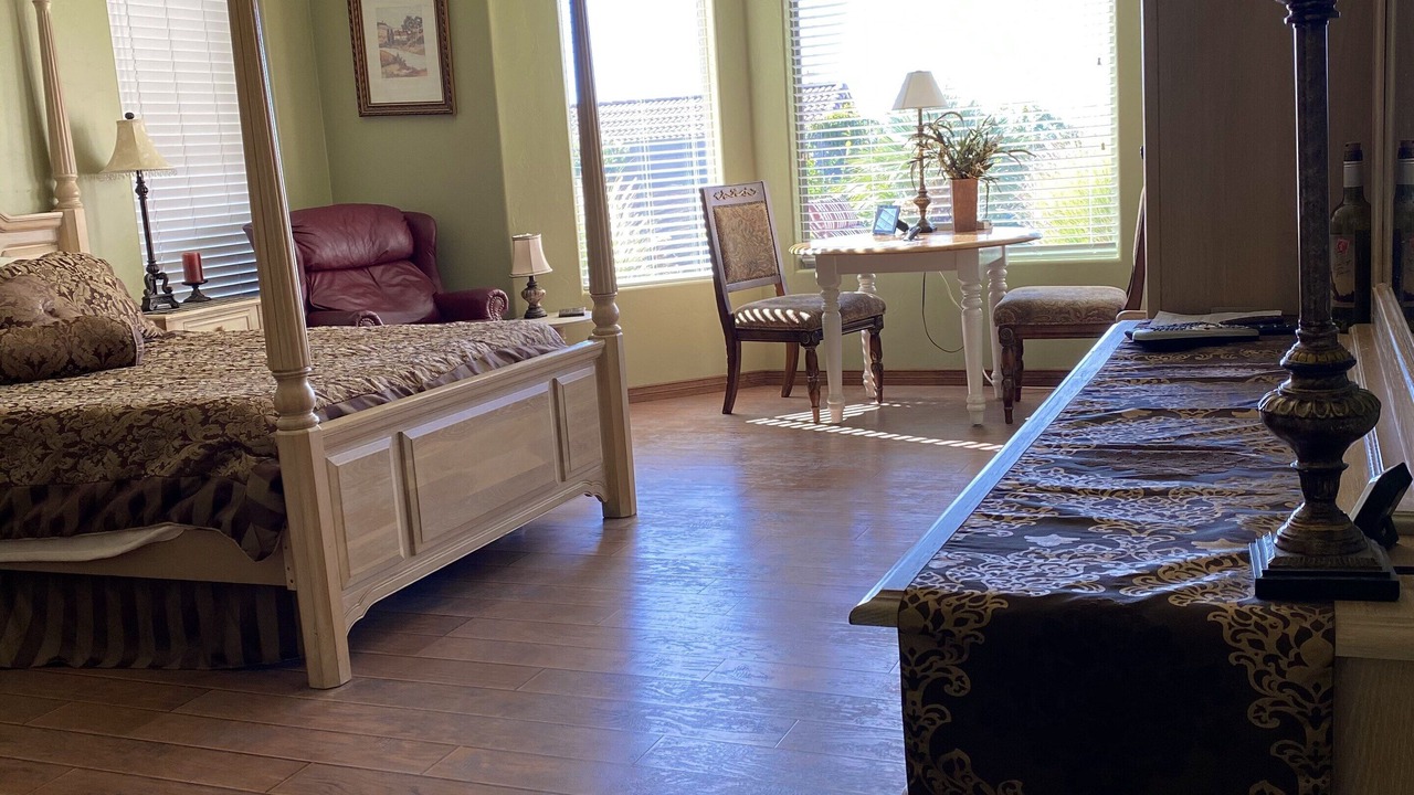 Photo of Bedroom in Saddlebrooke