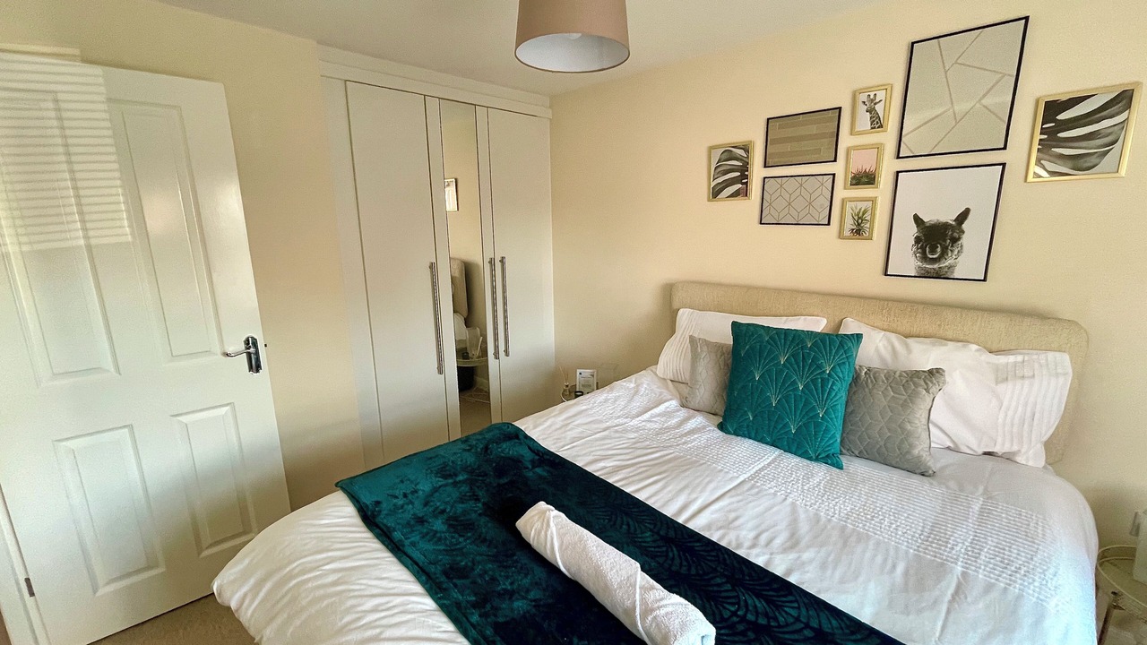 Photo of Bedroom in Ashby-de-la-Zouch