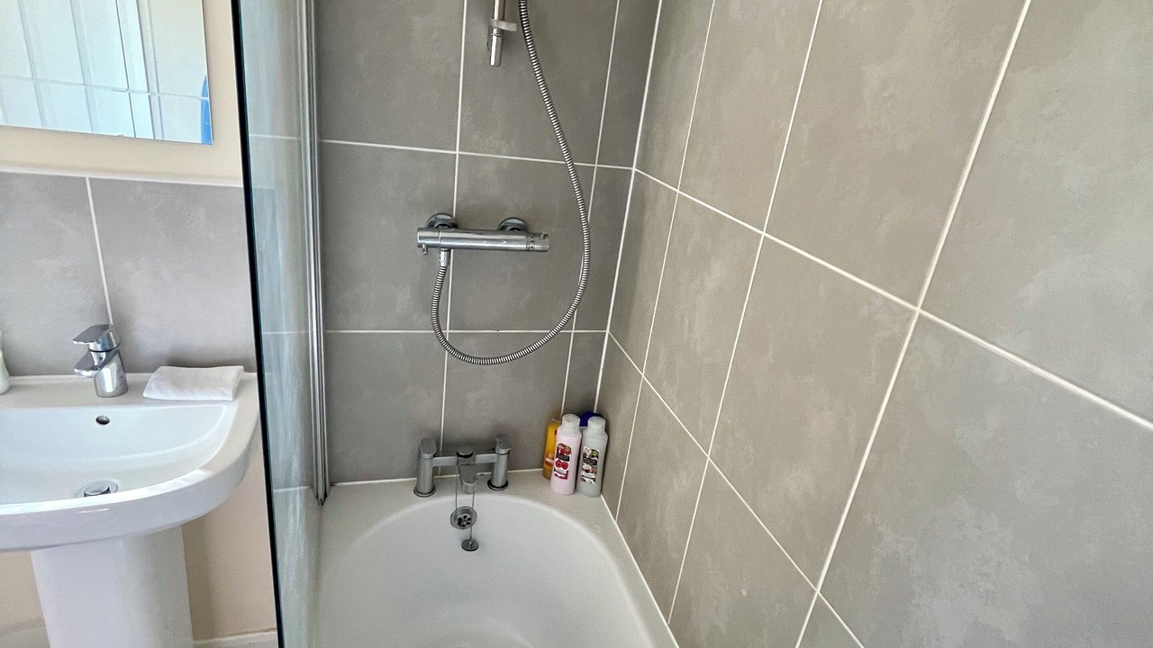 Photo of Bathroom in Ashby-de-la-Zouch