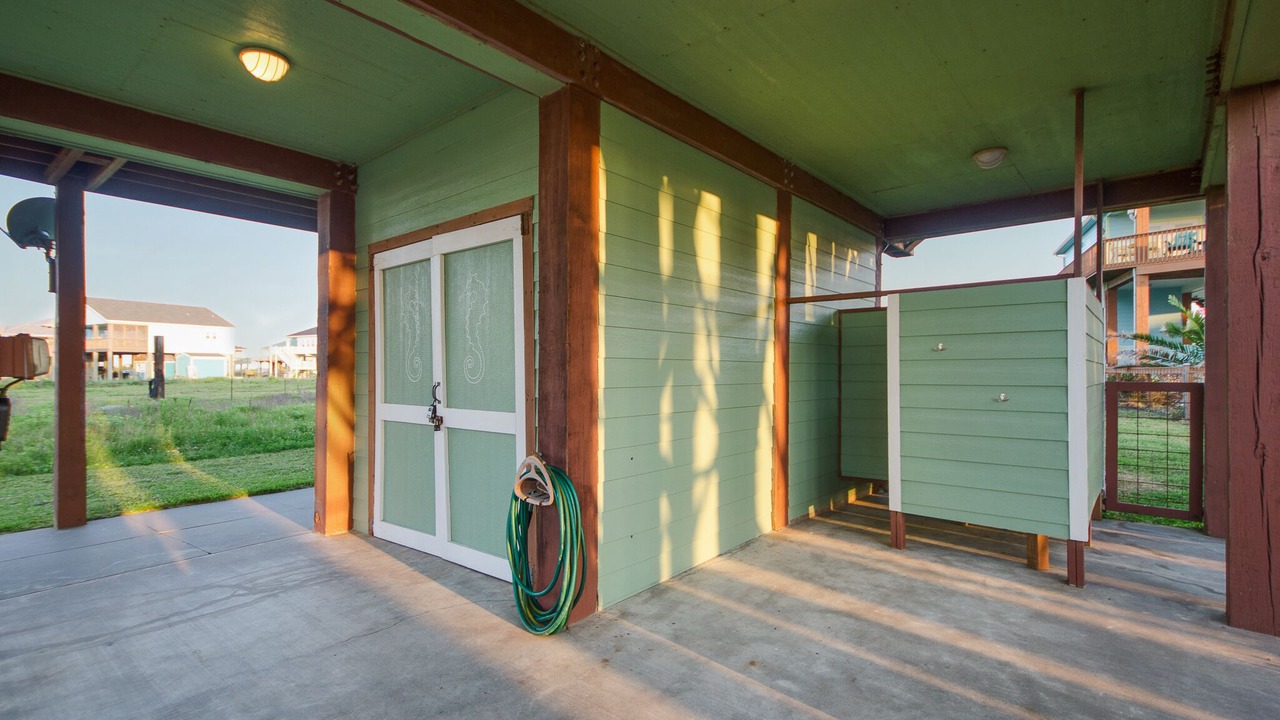 Photo of Outdoor in Crystal Beach