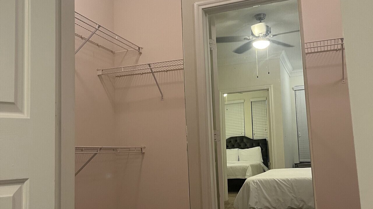 Photo of Bedroom in Nassau Bay