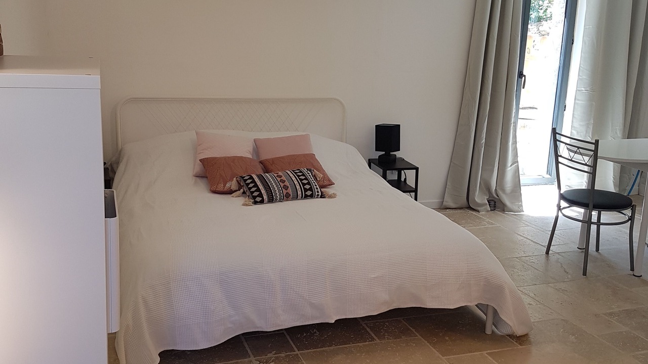 Photo of Bedroom in Saint-Montan