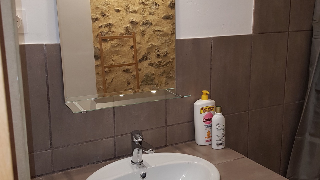 Photo of Bathroom in Saint-Montan